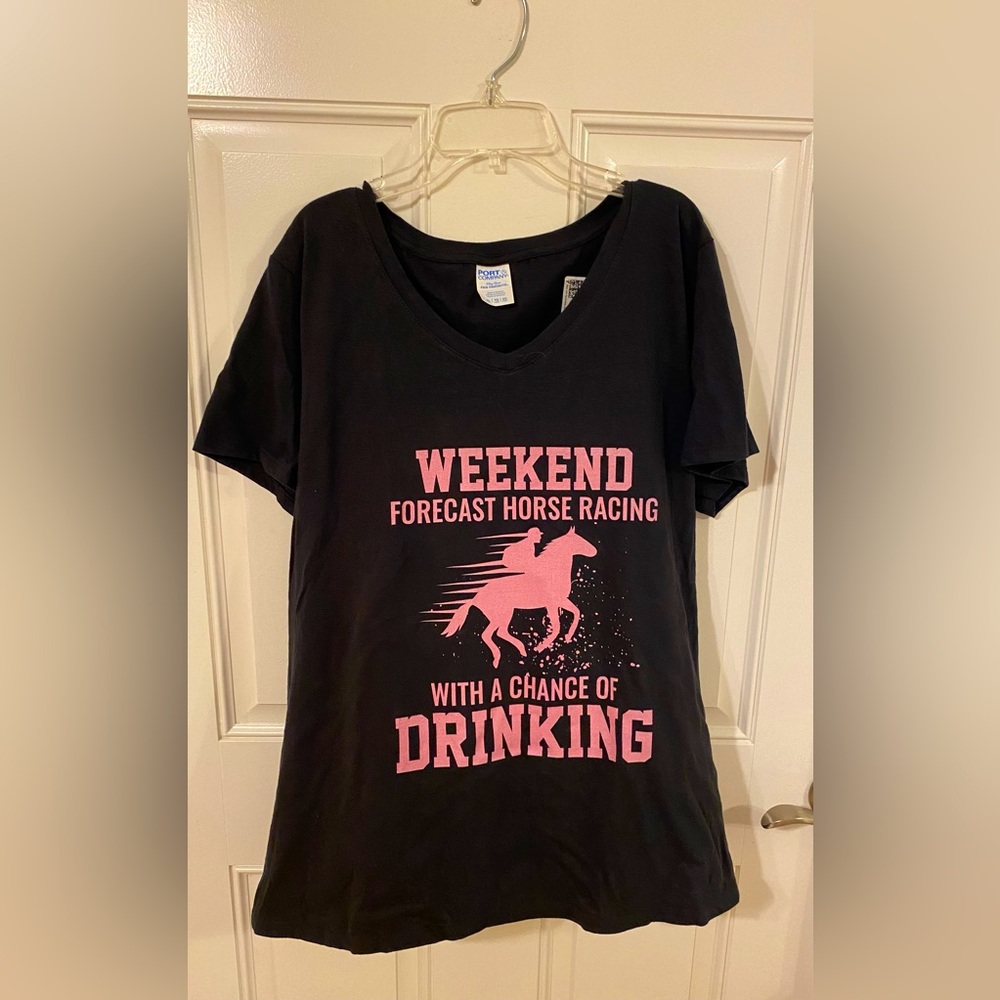 Cute short sleeve t-shirt. XL